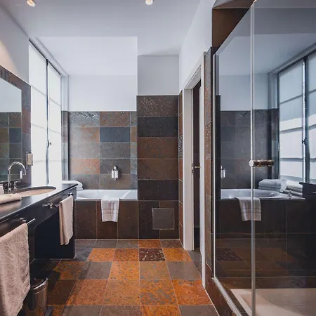 Cour Du Corbeau - Mgallery Collection Hotel 4*