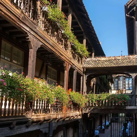 Hotel Cour du Corbeau Strasbourg - MGallery 4* Straßburg
